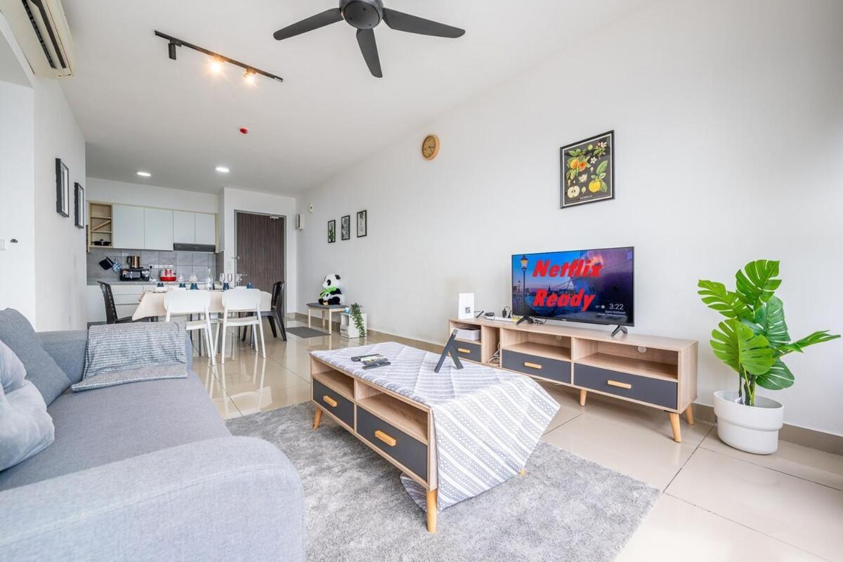 Kuala Lumpur Skyline Cityview Comfort Home Pangsapuri
